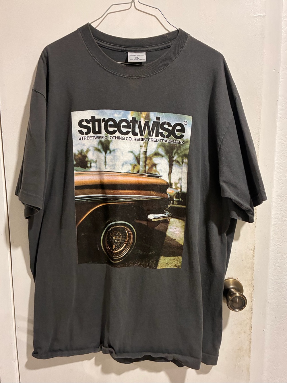 Streetwise Men's Charcoal Graphic Tee - Palm Car Artwork